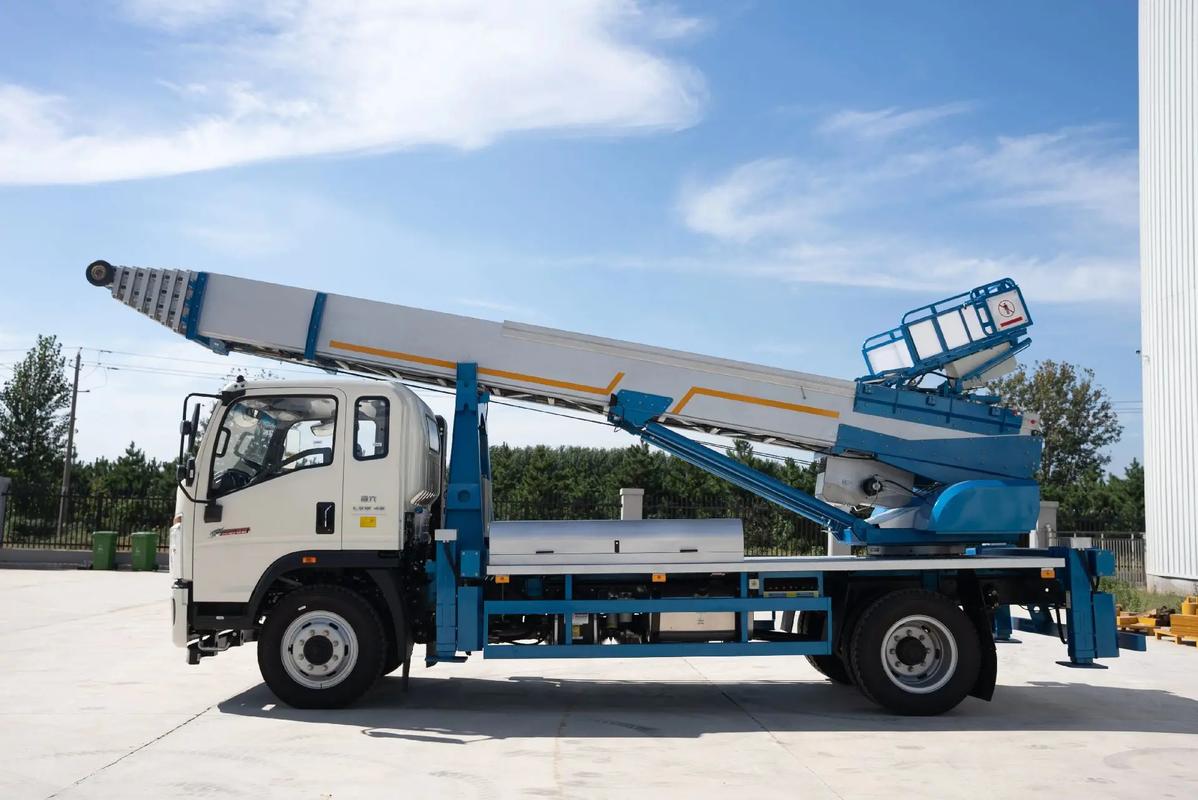 鱼峰云梯上料车租赁费用