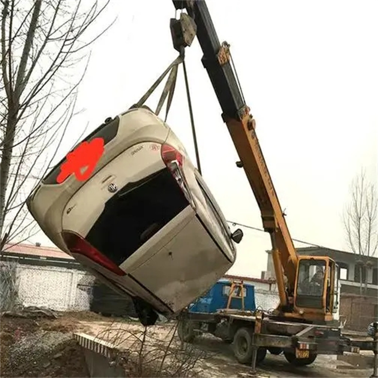 鱼峰随时待命，吊车24小时道路救援服务全解析